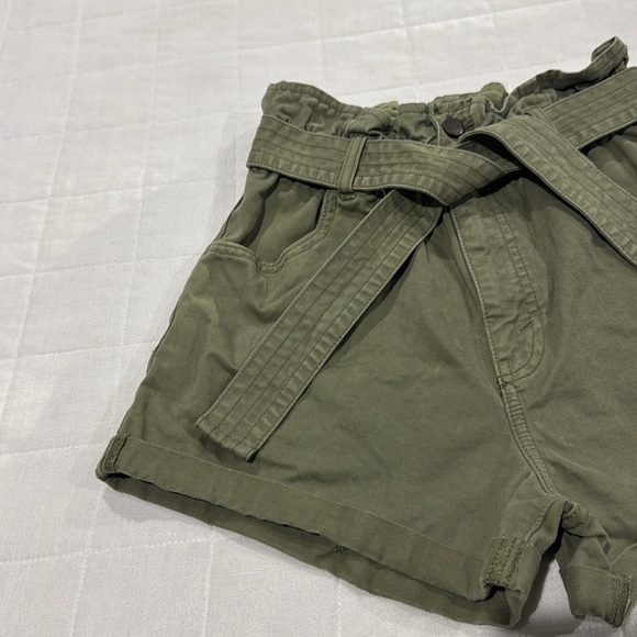 Abercrombie & Fitch Shorts - Picture 4 of 12